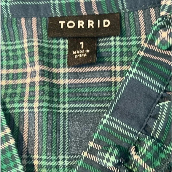 Torrid size 1 (14) sheer plaid blouse, ruffles, buttons and an elastic waist EUC - Picture 8 of 12